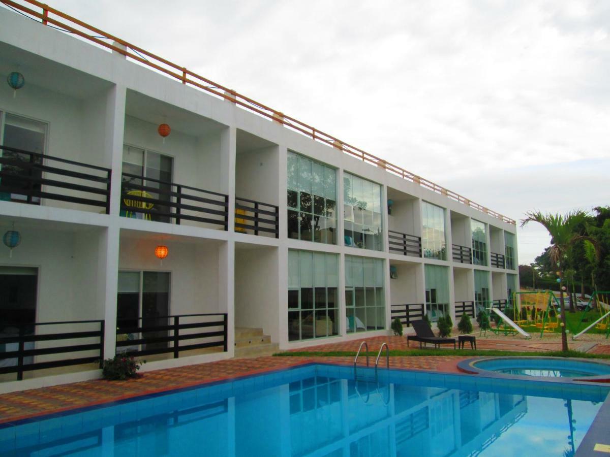 Ocean Blue Hotel Olon Exterior photo